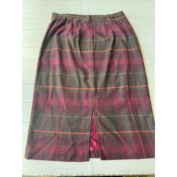 Bridgewater wool blend purple plaid skirt. Perfect‎ fall piece. Lined. Sz 14W - Picture 7 of 9